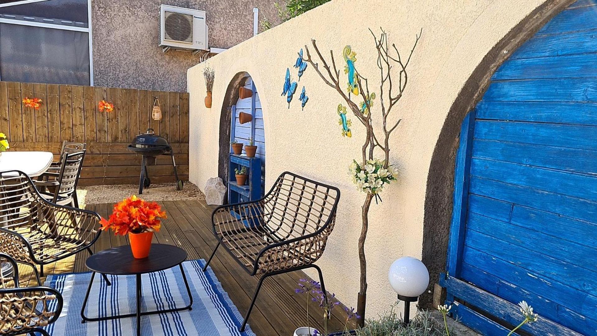Maison Chaleureuse A Uzes Bagian luar foto
